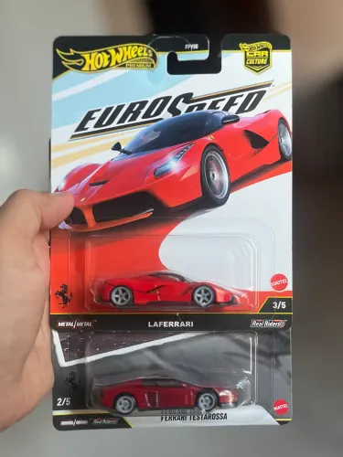 Ferrari Hotwheels Premium
