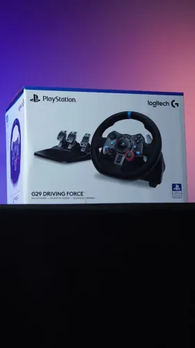 Volante Logitech G29 Driving Force + Pedais por R$ 2.299