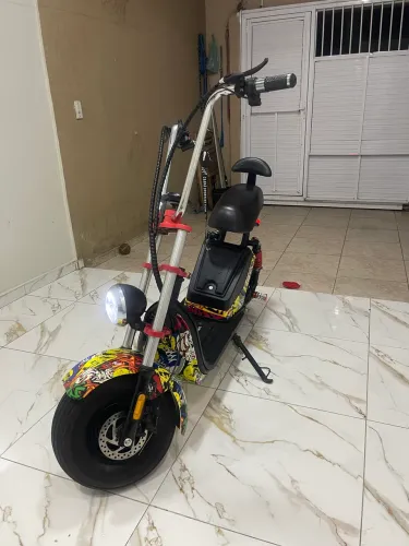Scooter Elétrica Starmega ST 395 Bem Conservada - preço Negociável