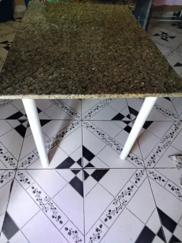Mesa de mármore
