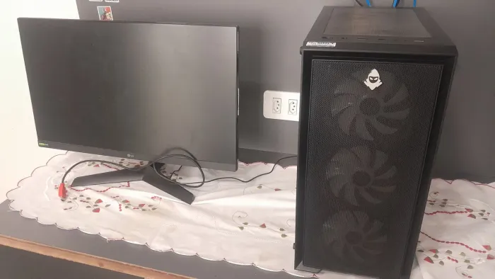 Pc e monitor