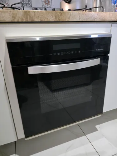 Forno elétrico Muller 68 litros de embutir