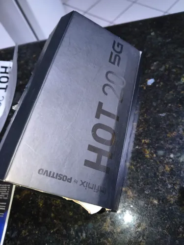 Celular com defeito Infinix hot 20 5g ( Não liga )