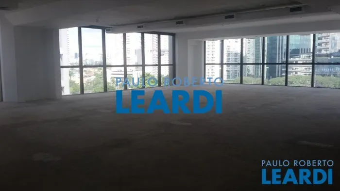 CONJ. COMERCIAL - VILA OLÍMPIA - SP