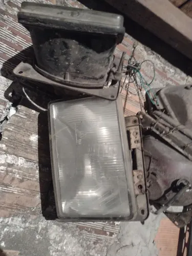 Farol corcel 2 cibie lado direito 