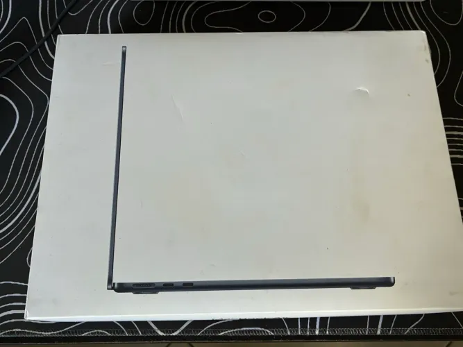 MacBook Air M5