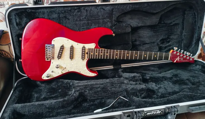 Tom Anderson Classic S (1997) Translucent Plum (Case)