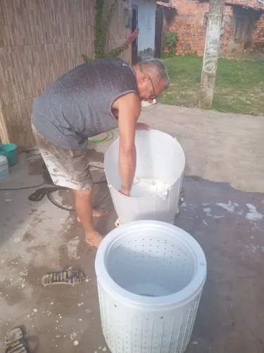 Manutenção maquinas de lavar roupas.