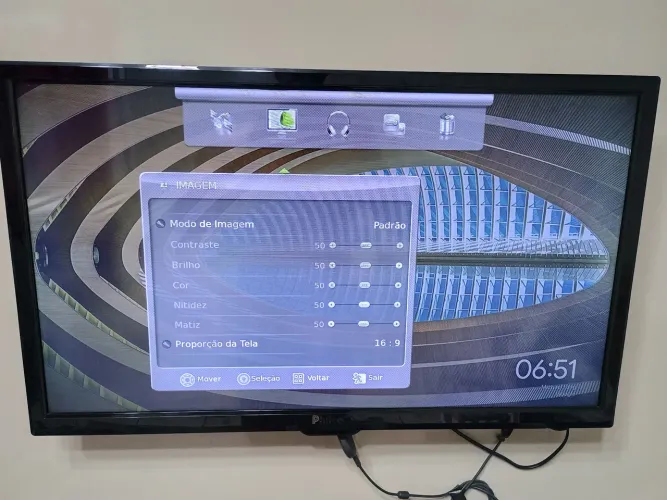Tv 32" Não e smart com ou sem Google Chromecast