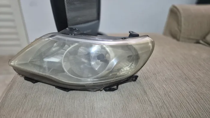 Farol paralelo Gol G5 2012-2013 somente lado do motorista