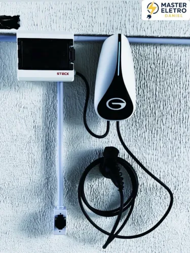 INSTALAÇÃO CARREGADOR DE CARROS ELÉTRICOS WALLBOX 