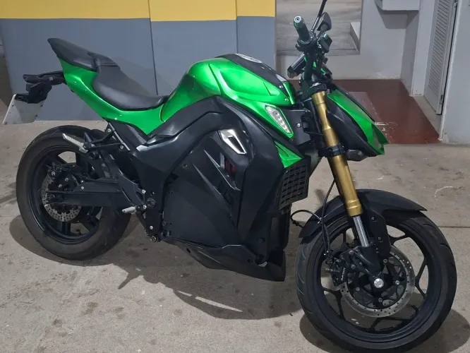Moto elétrica 25.000w mais top Brasil. Diversos upgrades Black Hawk