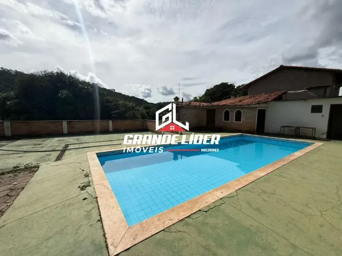 Sítio à venda, 3 quartos, 1 suíte, 10 vagas, Pinhões - Santa Luzia/MG