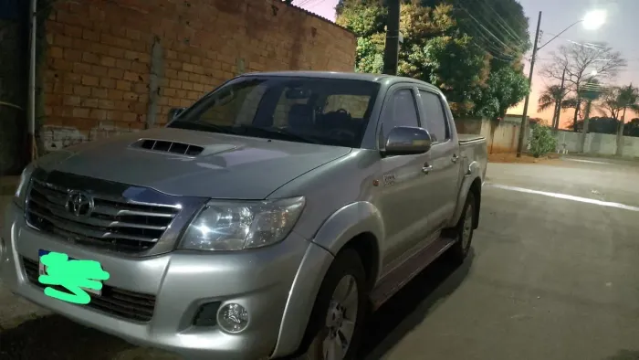 Toyota Hilux CD D4-d 4X4 3.0 TDI Dies. Mec. 2014