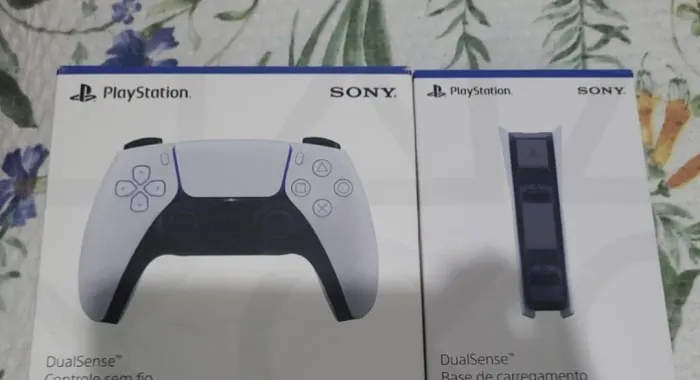 CONTROLE DUALSENSE + BASE DE CARREGAMENTO À VENDA!