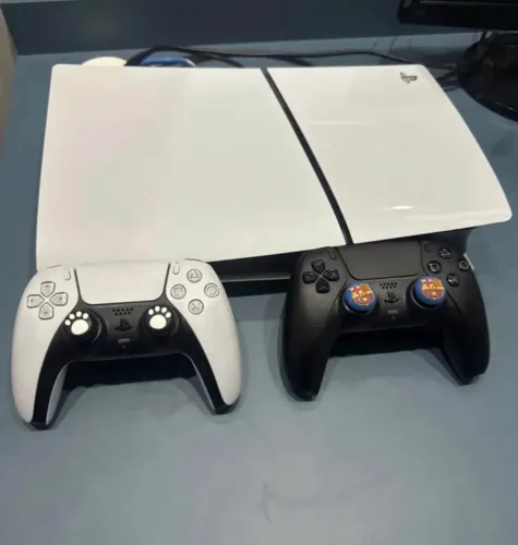 PlayStation 5 Conservado Modelo Slim 2 Manetes