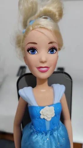 Cinderela Disney Princess Mattel. Boneca Vintage com Vestido Azul
