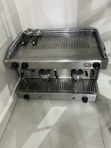 Troco por veículo Freezer,estufa,máquina de café geladeira