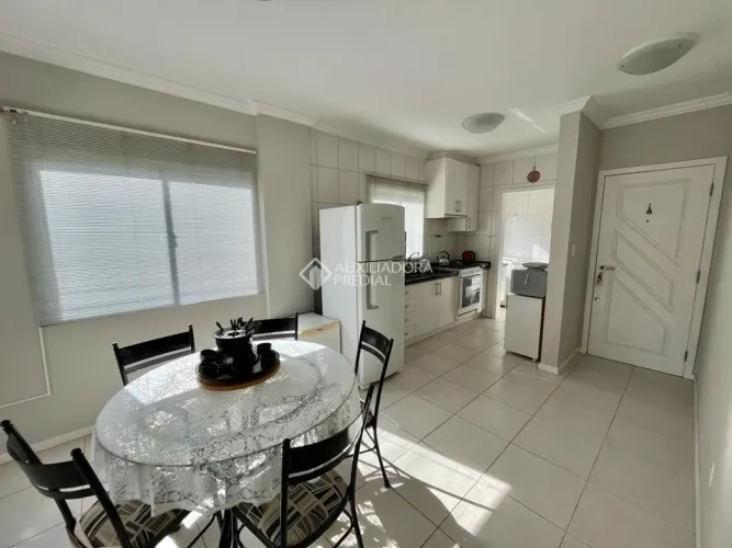 Apartamento 2 dormitórios em Jurerê