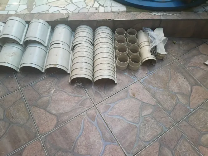 Vendo Conexões Calha PVC Amanco