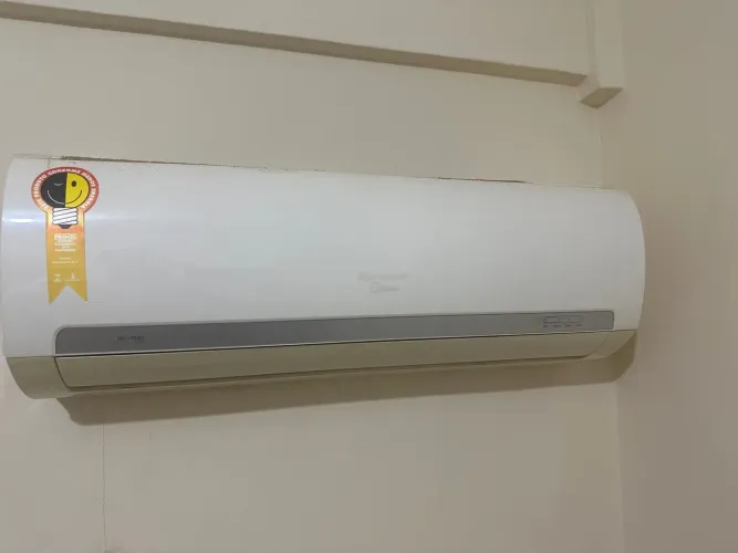 Ar condicionado springer Mideia 12000 btus