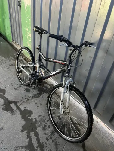 Bicicleta Caloi SKI Aro 26 Full Suspension