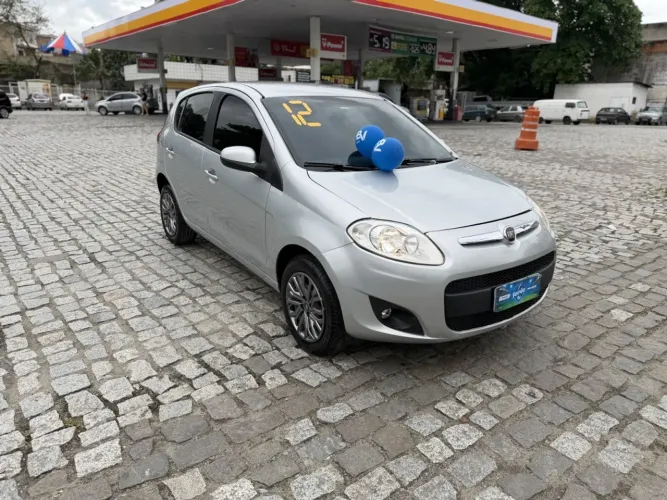 Fiat Palio Essence 1.6 Flex 16V 5P 2012