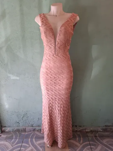 Roupas usadas semi novas