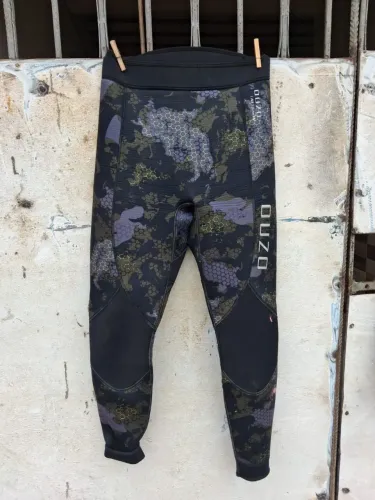 Vendo roupa de mergulho