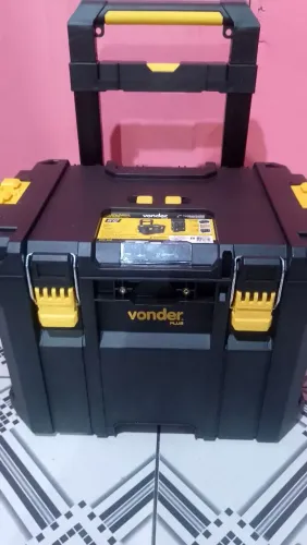 ? CAIXA DE FERRAMENTAS PROFISSIONAL COM RODAS VONDER CRV 900 ?