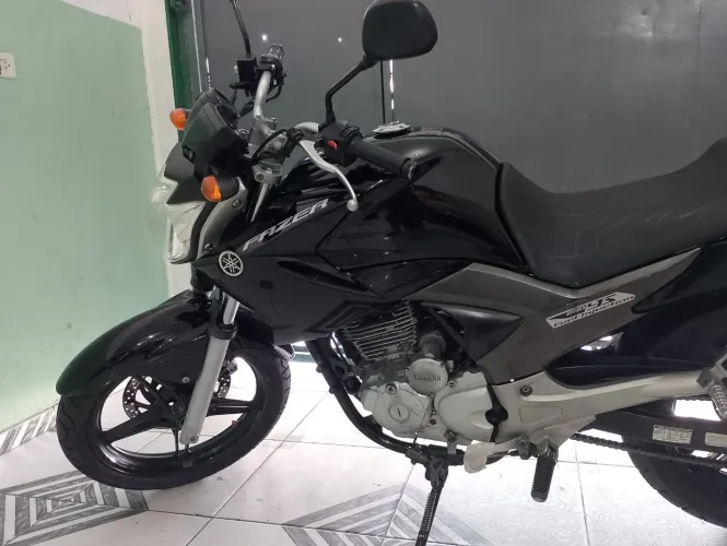 Yamaha fazer 250  2013 segundo dono ótimo estado 