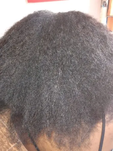 Roberta mega hair