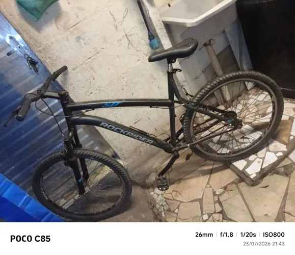 Bicicleta aro 26 de alumínio rodando perfeitamente sem marcha normal pô dia a dia