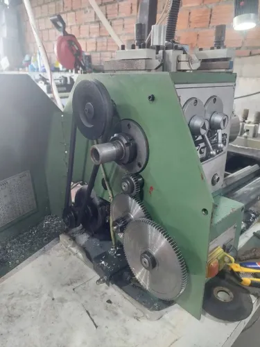 Vendo torno mecanico bv20l + ferramentas