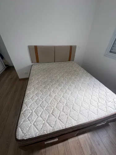 Cama queen box Oregon