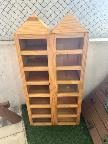Elevador de Brinquedo em Madeira