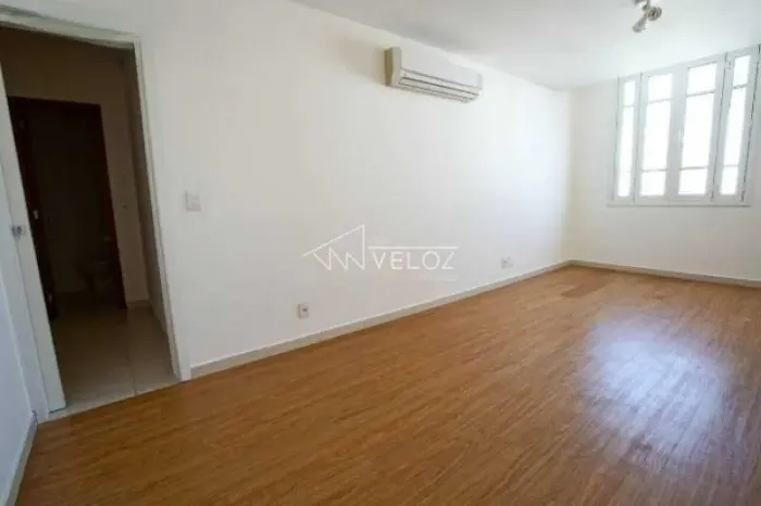 Sala - / Comercial / Catete