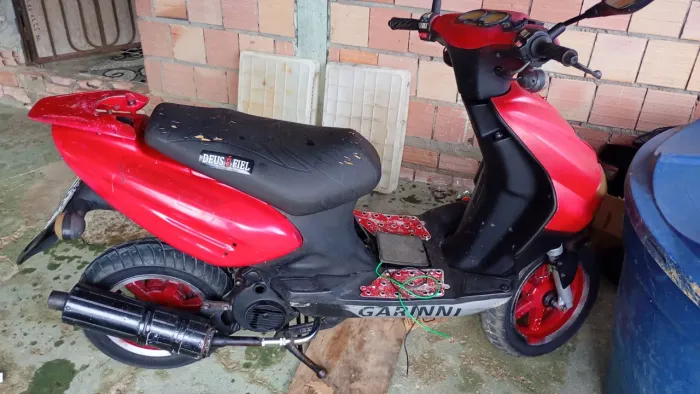 Vendo moto Garrini