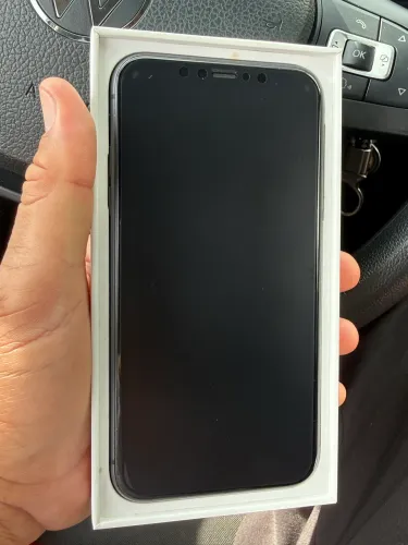 Iphone 11 mega conservado