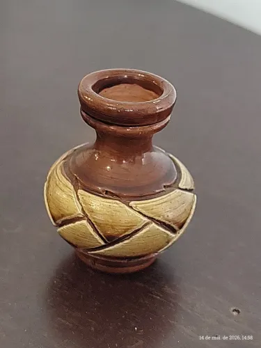Mini vasinho de cerâmica 