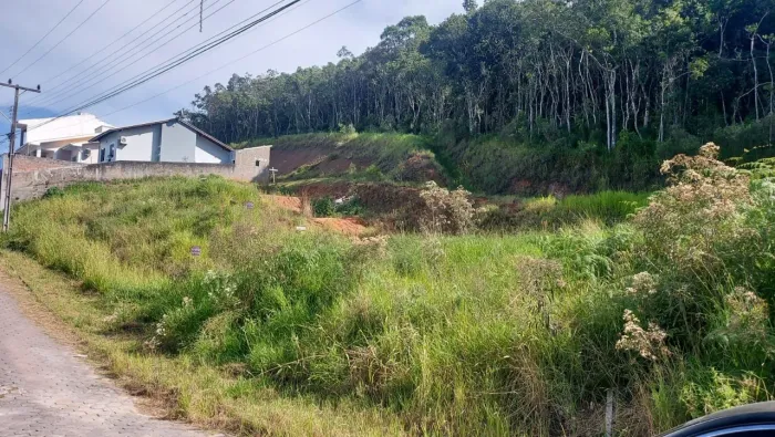 Terreno 200 m² em Forquilhinhas - São José SC