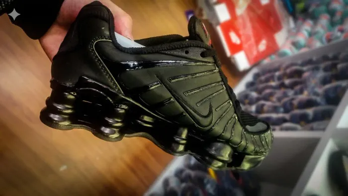 TENIS NIKE SHOT TL PRETO - NOVO