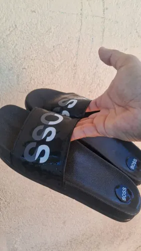 Chinelo Hugo boss
