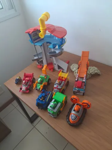 Patrulha Canina - Torre de Comando + 7 Veículos com Personagens | Tudo Funcionando