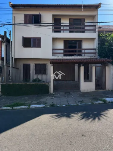 Casa com Piscina + Sala Comercial no Bairro São José | 4 Dormitórios, Suíte e 284m²  Oport