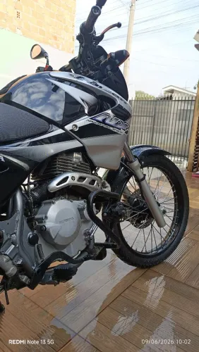 Falcon perfeita para viagem , urbana moto nada para fazer reliquia