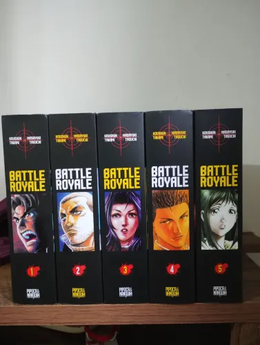 Lote mangás Battle Royale 1 ao 6 completo com acessórios..