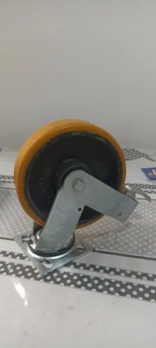 Rodízio Giratório Schioppa Com Freio 200x50mm Carga Pesada