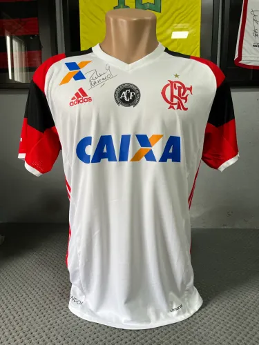 Camisa de jogo autografada Flamengo 2016