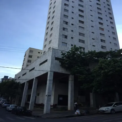 LOJA COM MEIO SOBRELOJA em Anchieta - Belo Horizonte - MG